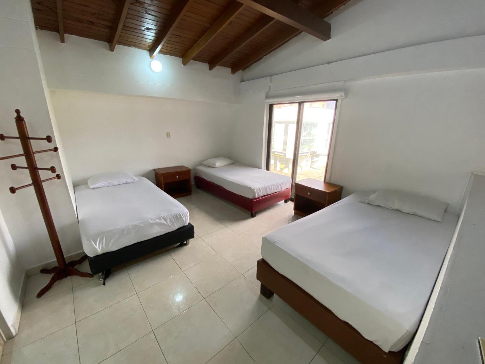 Hotel Laureles 70 Medellin Exterior photo