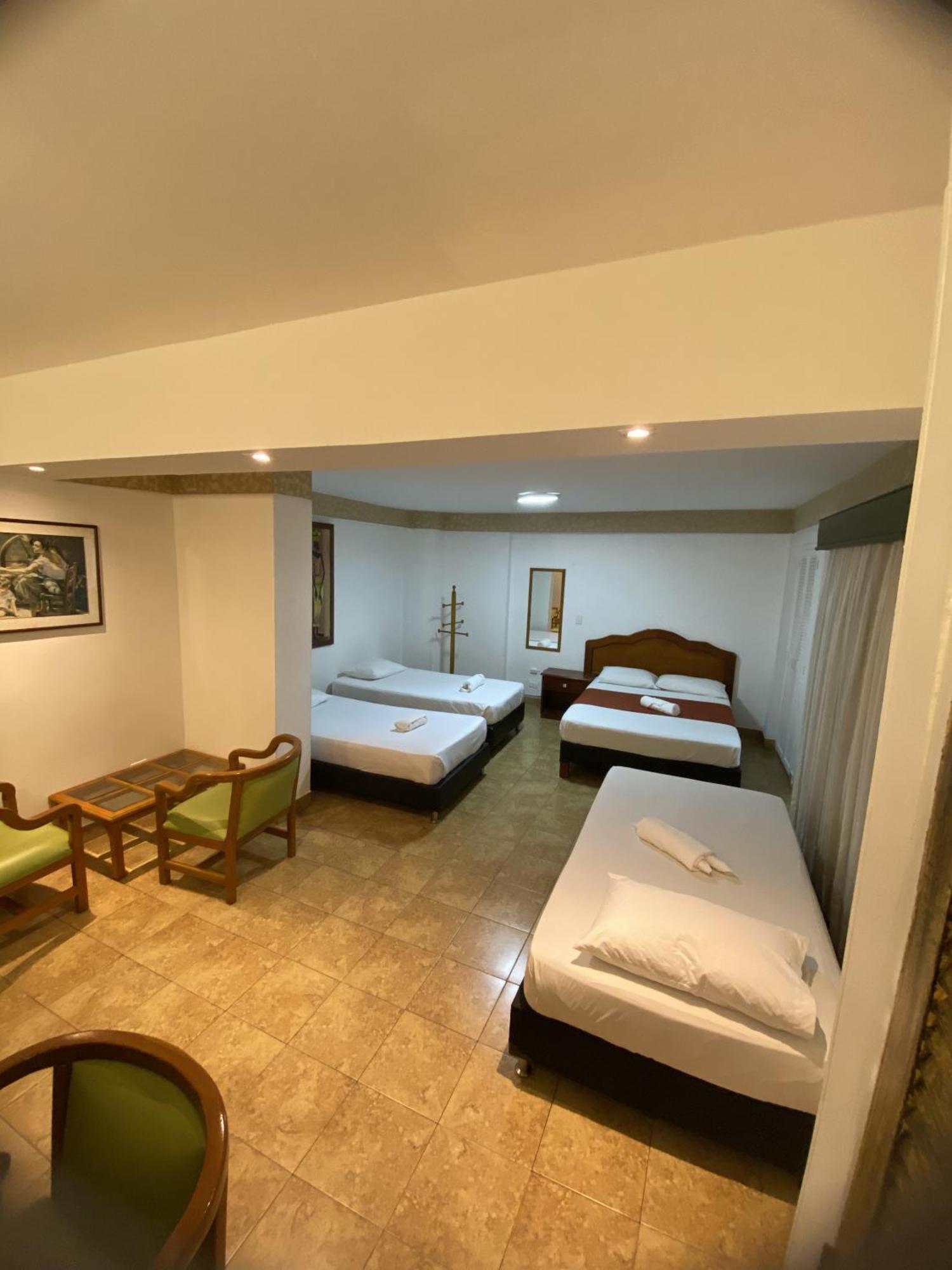 Hotel Laureles 70 Medellin Exterior photo