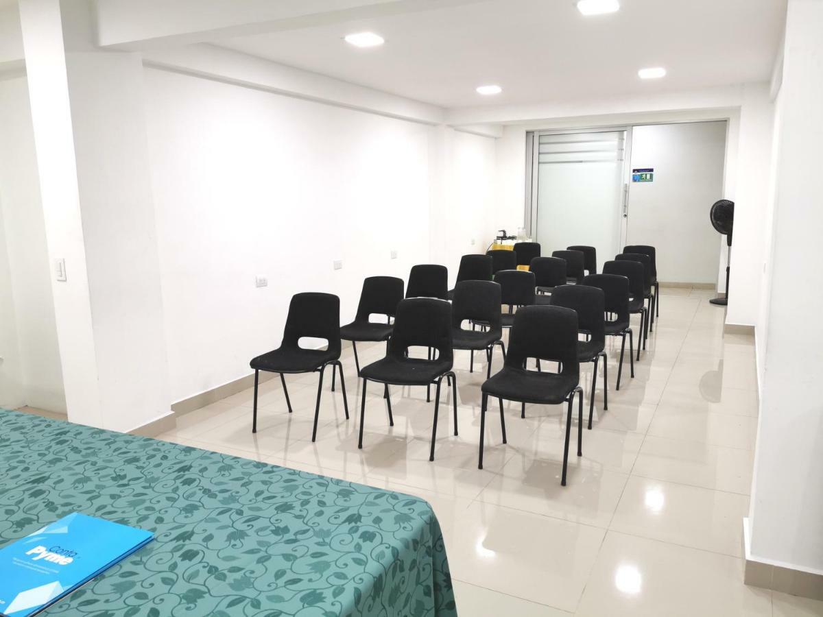 Hotel Laureles 70 Medellin Exterior photo