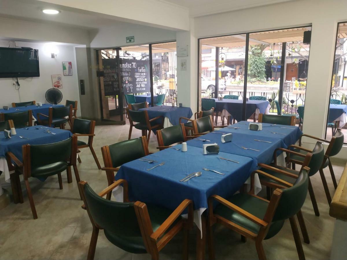 Hotel Laureles 70 Medellin Exterior photo